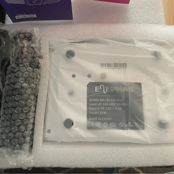 Portable LED Video Projector - New In Box - Picture 3 of 5